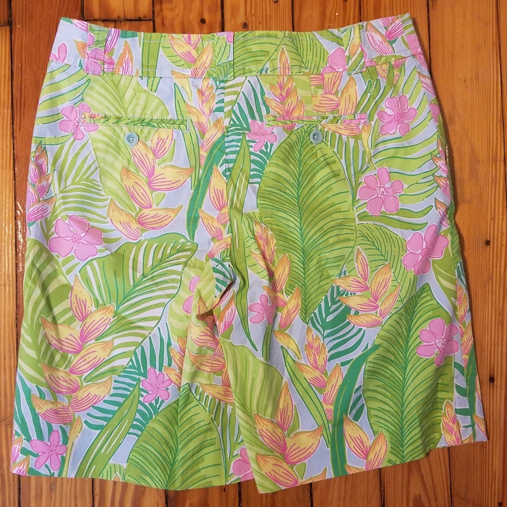 Lilly Pulitzer Tropical Print Bermuda Shorts 6 - Picture 2 of 2